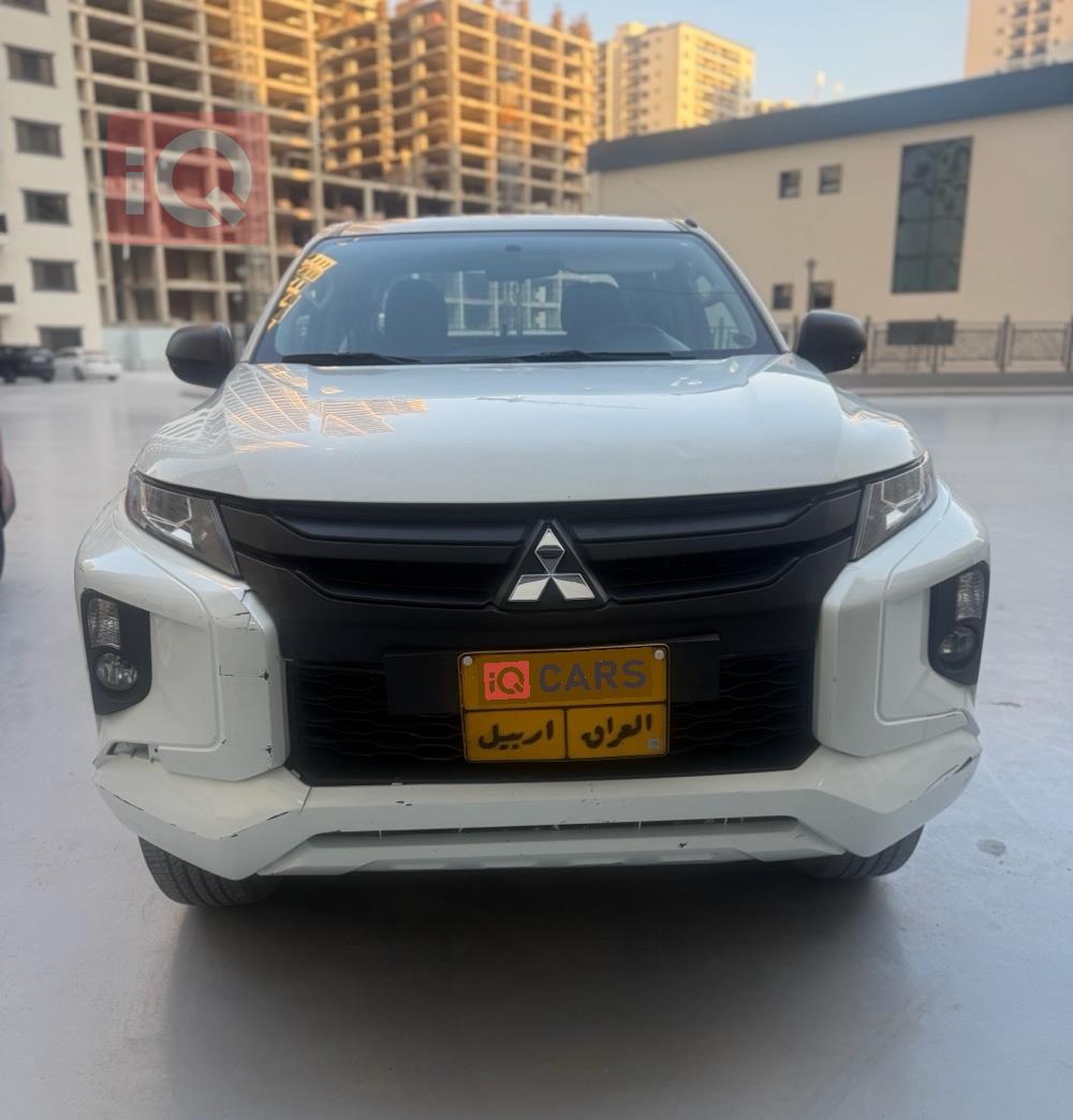 ميتسوبيشي L200